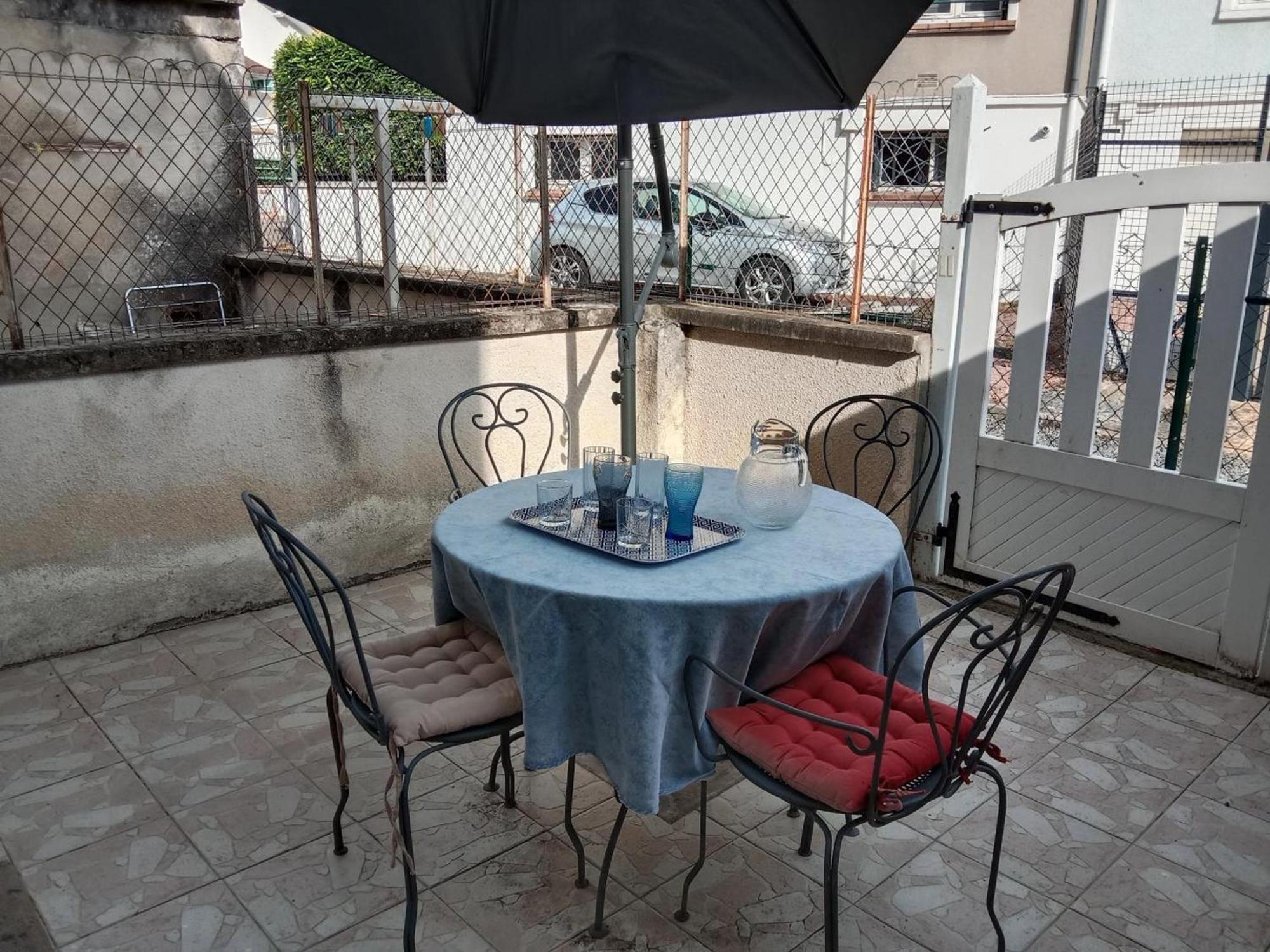 Maison Renovee Proche Vichy : 3 Chambres, Cour Fermee, Tout Inclus, Ideal Curistes Et Activites Naturelles - Fr-1-489-481 Bellerive-sur-Allier Zewnętrze zdjęcie