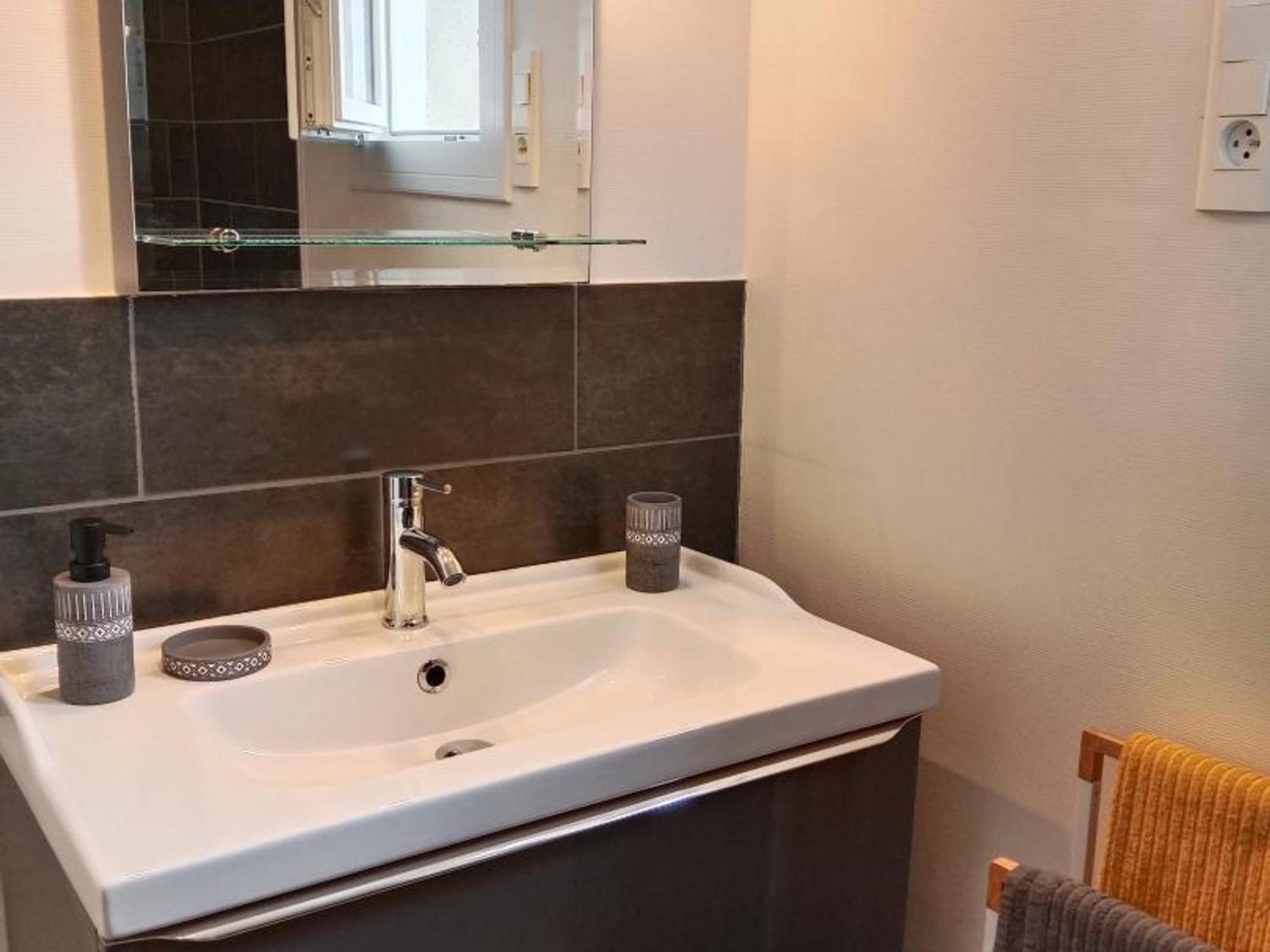 Maison Renovee Proche Vichy : 3 Chambres, Cour Fermee, Tout Inclus, Ideal Curistes Et Activites Naturelles - Fr-1-489-481 Bellerive-sur-Allier Zewnętrze zdjęcie